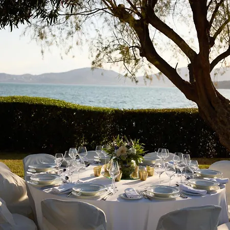 מלון Domotel Xenia 5*