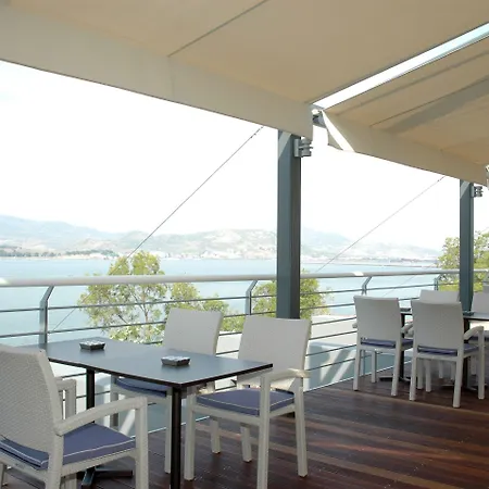 מלון Domotel Xenia וולוס