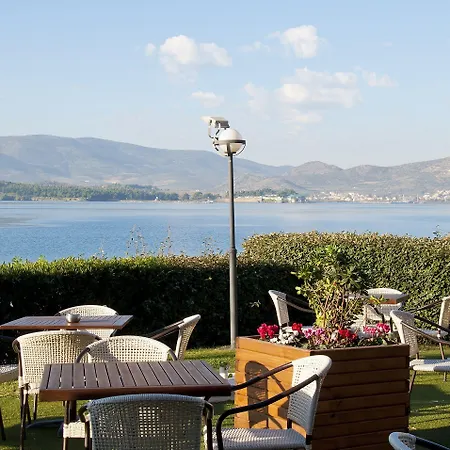 מלון Domotel Xenia