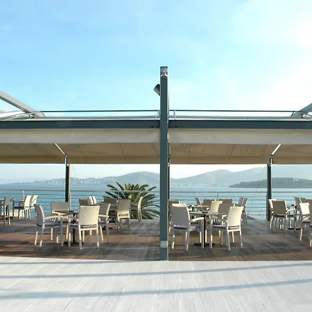 Hotell Domotel Xenia 5*