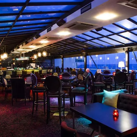 Hotell Domotel Xenia