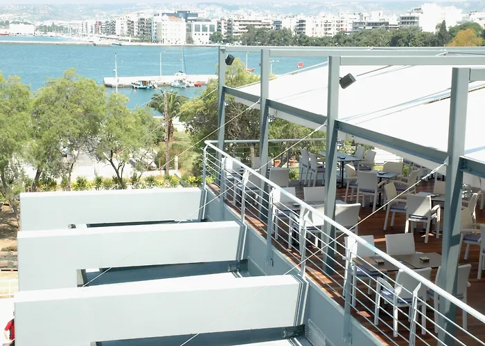 Domotel Xenia Hotell 5*