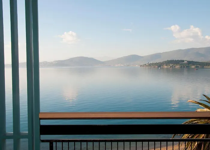 Domotel Xenia Hotell 5*